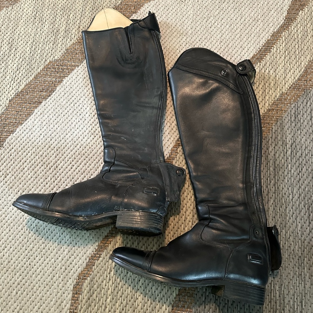 Ariat  Riding Boots